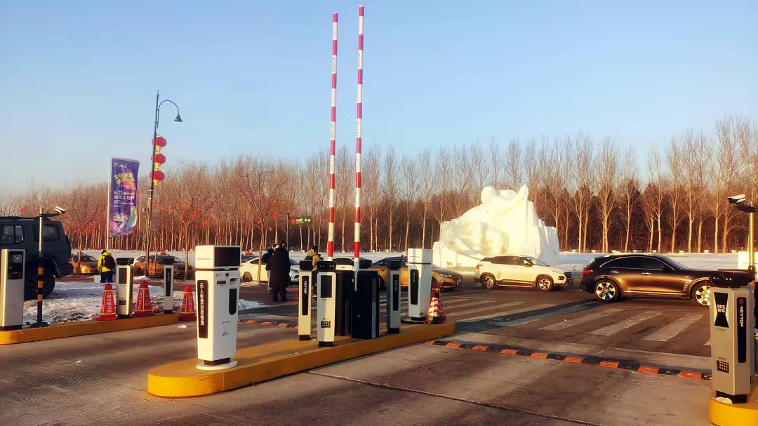 “爾濱”強勢出圈，科拓智慧停車助力多個景區(qū)迎接“八方來客”
